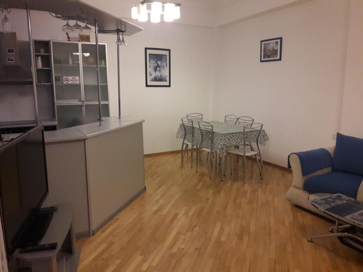I See The Sea Nefchilyar Avenue 2 Bedroom บากู ภายนอก รูปภาพ